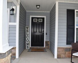 111 Angel Oak Dr in Bunnlevel, NC - Building Photo - Building Photo