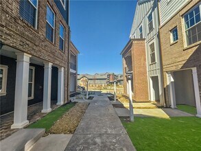 305 Frederick Wy in Cranberry Township, PA - Building Photo - Building Photo