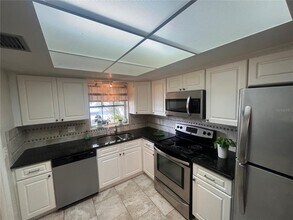 1654 S Lake Ave in Clearwater, FL - Building Photo - Building Photo
