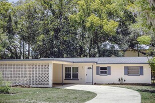 307 Seminole Ave in Lake Mary, FL - Building Photo