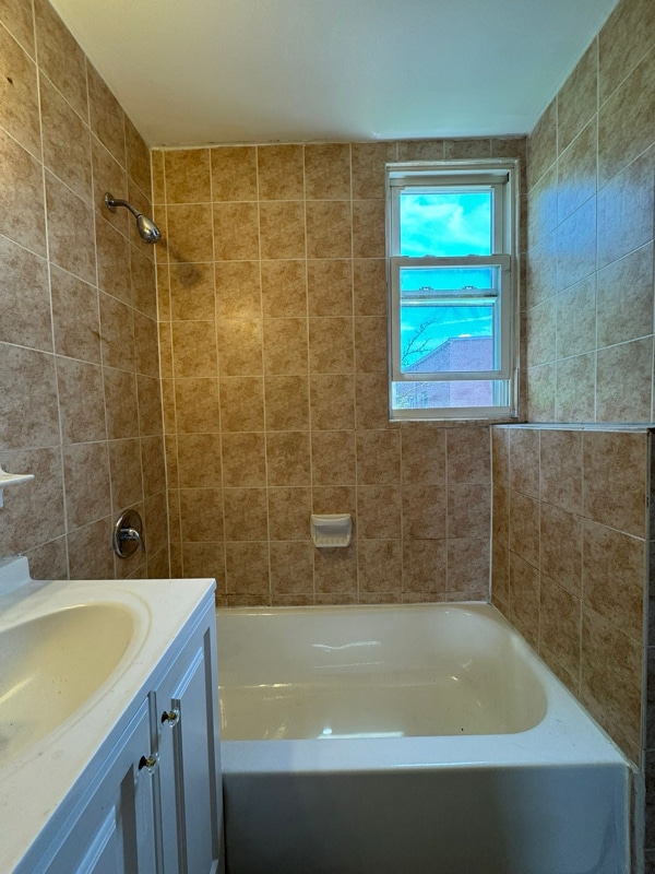 489 Avon Ave in Newark, NJ - Building Photo - Building Photo