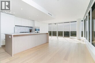 1180 Broughton St in Vancouver, BC - Building Photo - Building Photo