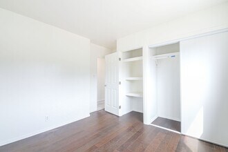 248 E Norton St in Long Beach, CA - Building Photo - Building Photo