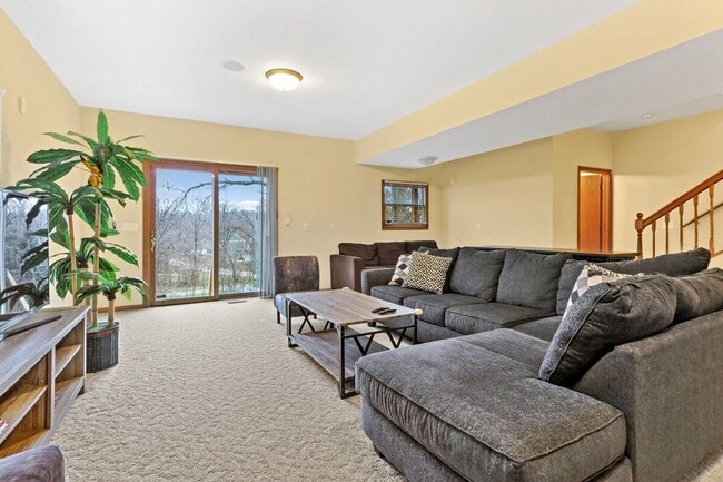 property at 950 Rhyner's Ln