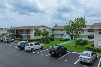 Sterling Village Condominium in Boynton Beach, FL - Building Photo - Building Photo