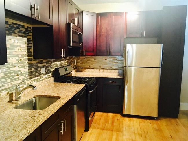 4823 N Springfield Ave-Unit -4823-1W in Chicago, IL - Building Photo - Building Photo
