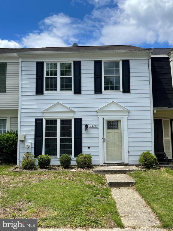 property at 2279 Prince of Wales Ct