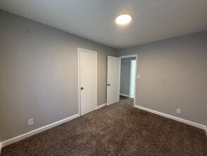 702 Wellons Ave in Spring Lake, NC - Building Photo - Building Photo