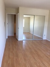 18530 Hatteras St, Unit 339 in Tarzana, CA - Foto de edificio - Building Photo