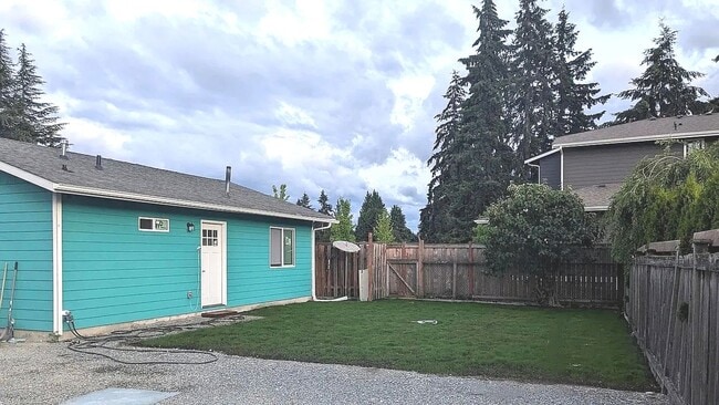 property at 2401 NE 27th St