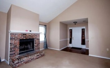 7064 Stoneybrook Dr in Columbus, GA - Building Photo - Building Photo