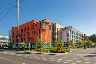 Renascent Place in San Jose, CA - Building Photo - Building Photo