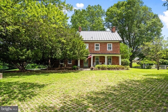 36940 Philomont Rd in Purcellville, VA - Building Photo - Building Photo