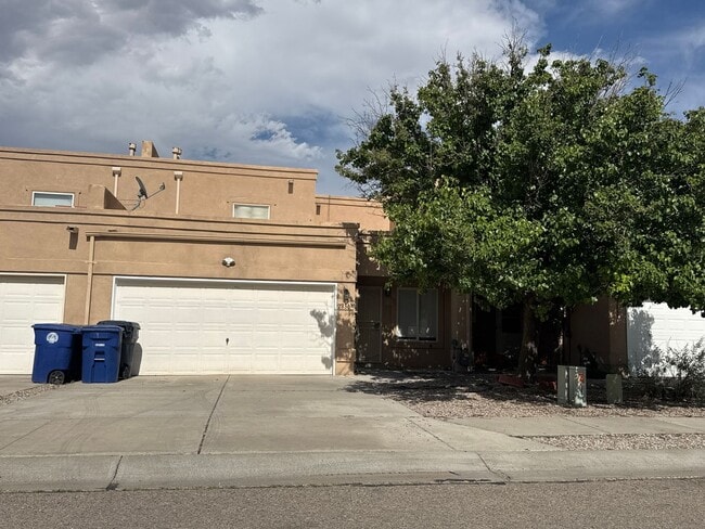 property at 2836 Quail Pointe Dr NW
