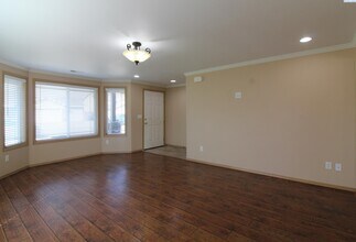 4414 Kubota Ln in Pasco, WA - Building Photo - Building Photo