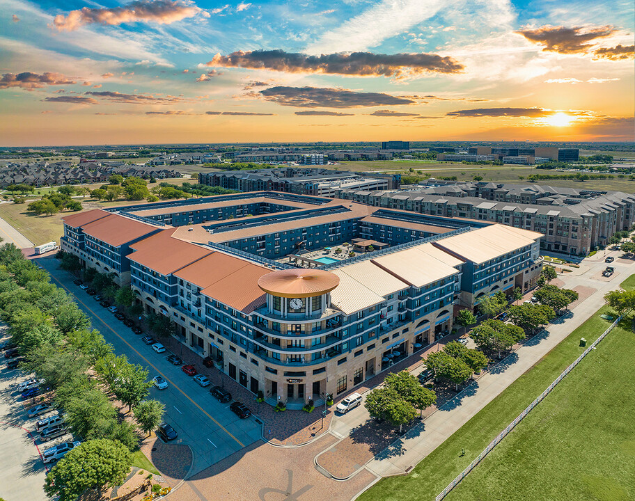 MAA Times Square in McKinney, TX - Building Photo