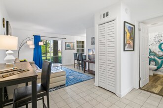 22 Comares Ave in St. Augustine, FL - Building Photo - Building Photo