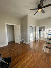 124 N Pearl Ave in Joplin, MO - Building Photo - Building Photo