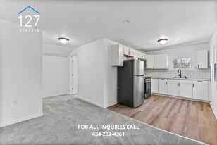 4 Adele St in Lynchburg, VA - Building Photo