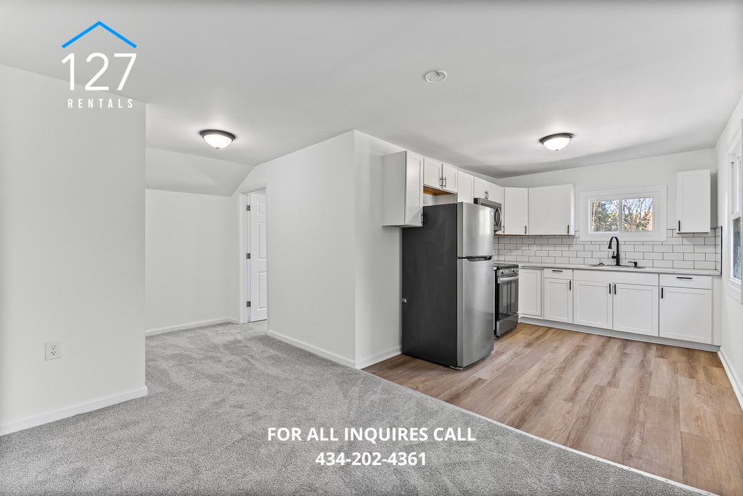 4 Adele St in Lynchburg, VA - Building Photo