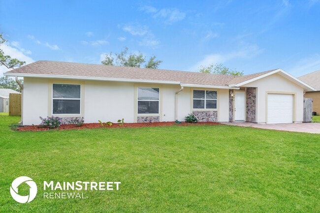 486 Catalina Ave in Palm Bay, FL - Building Photo - Building Photo