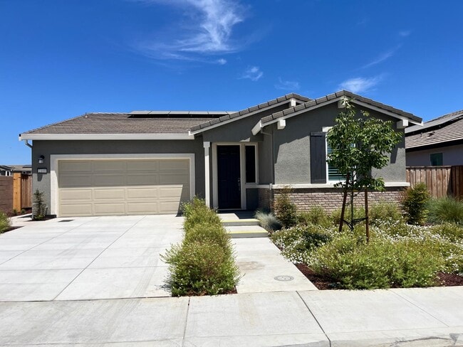 2109 Emerald Ranch Rd