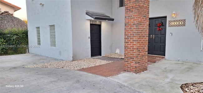 14402 SW 111th St in Miami, FL - Building Photo - Building Photo
