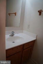 25 Genesis Dr in Bunker Hill, WV - Building Photo - Building Photo
