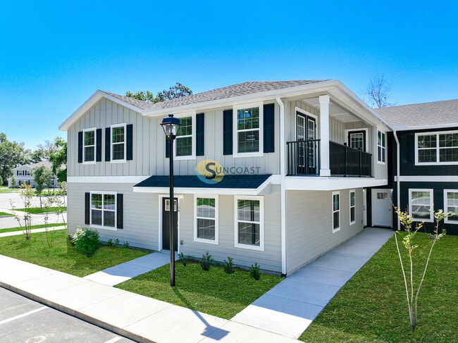 3821 SW 43rd Ct, Unit 105