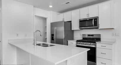 3222 Elkhorn Ln in Washington, UT - Building Photo - Building Photo