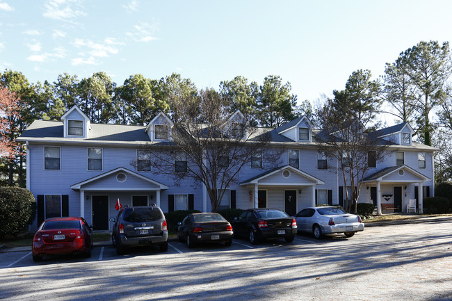 Westwind Apartments in Griffin, GA - Building Photo - Building Photo