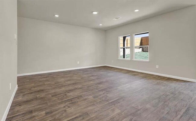 property at 176 Docile Lp