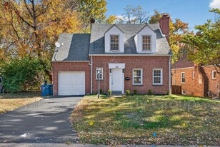 46 N Harvey Ave in Ferguson, MO - Building Photo