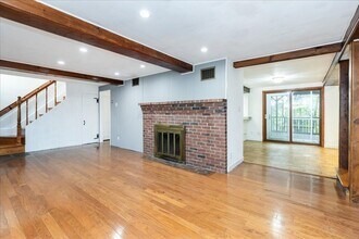 17 Boulder Rd in Lexington, MA - Building Photo - Building Photo
