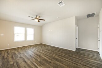 512 Shelton Pass in Cibolo, TX - Building Photo - Building Photo