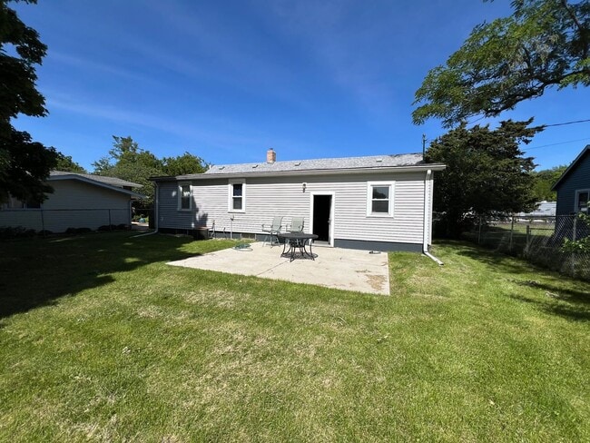 306 Victor St in East Peoria, IL - Building Photo - Building Photo