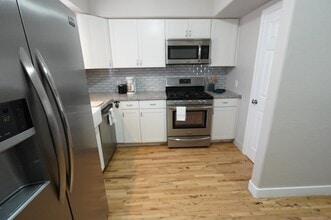 2626 Sierra Dr NE in Albuquerque, NM - Building Photo - Building Photo