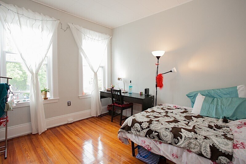 368 Broadway, Unit 2R in Cambridge, MA - Foto de edificio