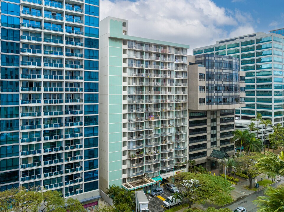 Ala Moana Tower in Honolulu, HI - Foto de edificio