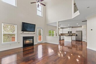 1555 Buckskin Trail in Suwanee, GA - Building Photo - Building Photo