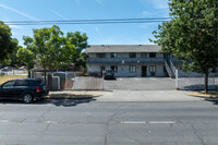 1616 E Market St in Stockton, CA - Foto de edificio - Other