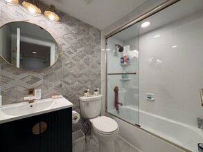 416 Marlborough St, Unit 102 in Boston, MA - Building Photo - Building Photo