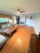 945 Ailuna St in Honolulu, HI - Building Photo - Building Photo