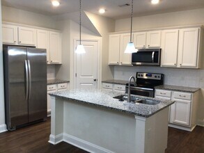 16 Cherry St in Savannah, GA - Building Photo - Building Photo