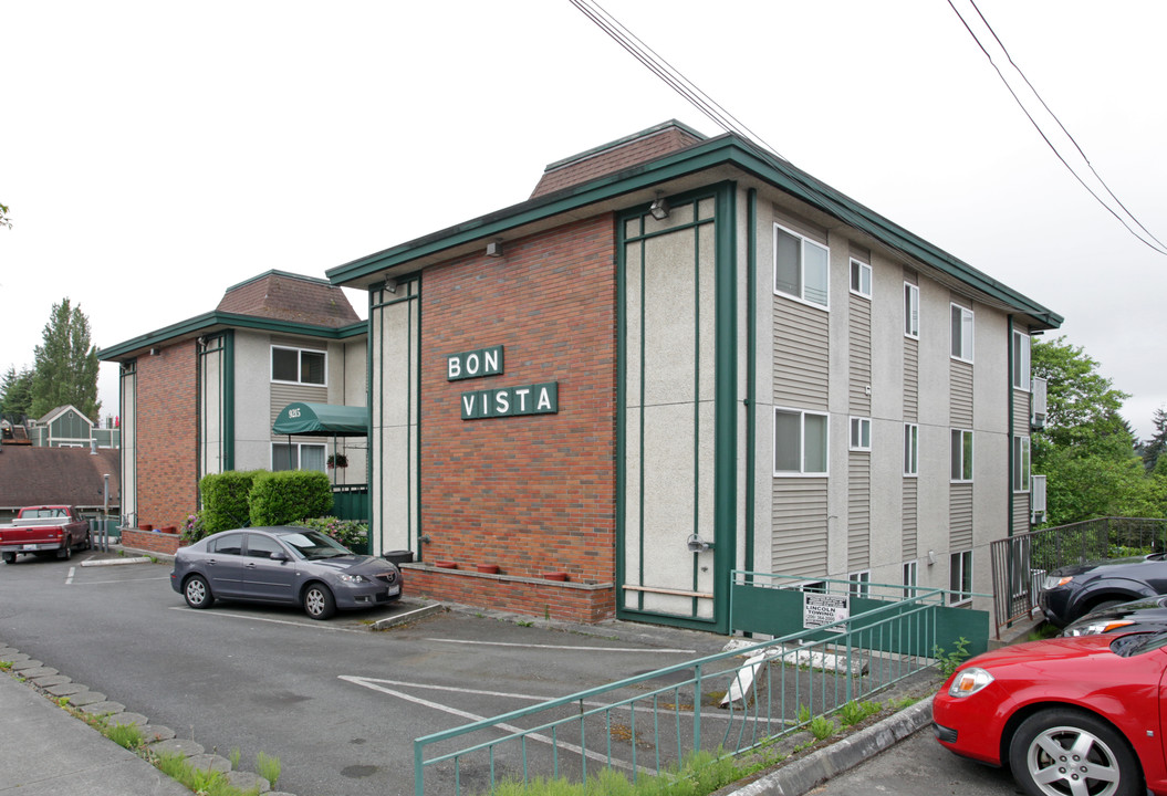 Bon Vista Apartments in Seattle, WA - Building Photo