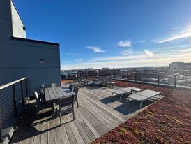 167 Newbury St, Unit 206 in Portland, ME - Building Photo