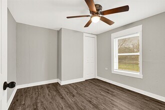 6218 Woodrow St in Texas City, TX - Building Photo - Building Photo