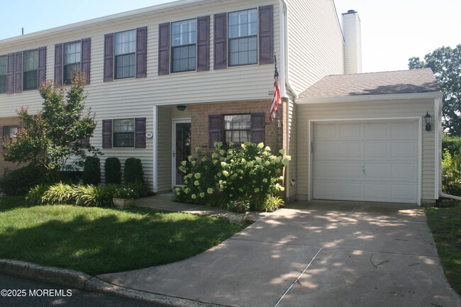 property at 35 Apple Dr