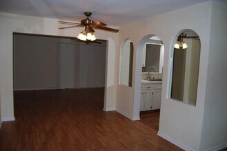 11860 68th Ave in Seminole, FL - Building Photo - Building Photo