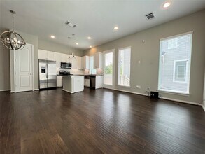 5610 Patrick St in Houston, TX - Building Photo - Building Photo